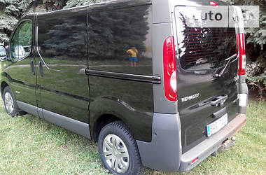 Грузопассажирский фургон Renault Trafic 2011 в Полтаве