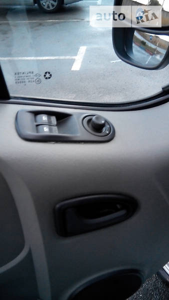 Минивэн Renault Trafic 2005 в Киеве
