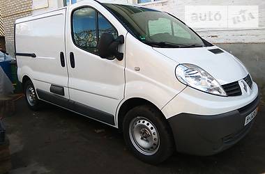 Вантажопасажирський фургон Renault Trafic 2013 в Житомирі