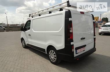 Минивэн Renault Trafic 2015 в Луцке