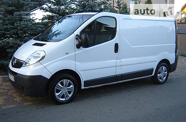 Грузопассажирский фургон Renault Trafic 2013 в Киеве