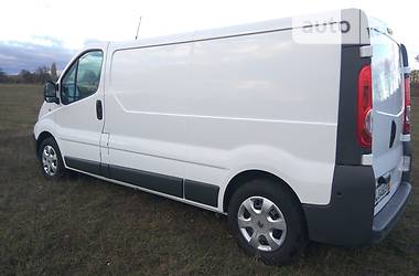 Грузопассажирский фургон Renault Trafic 2014 в Житомире