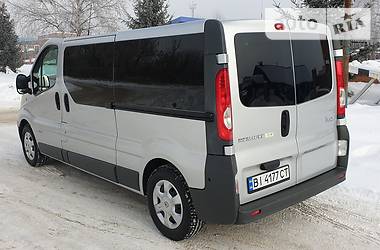 Грузопассажирский фургон Renault Trafic 2014 в Полтаве