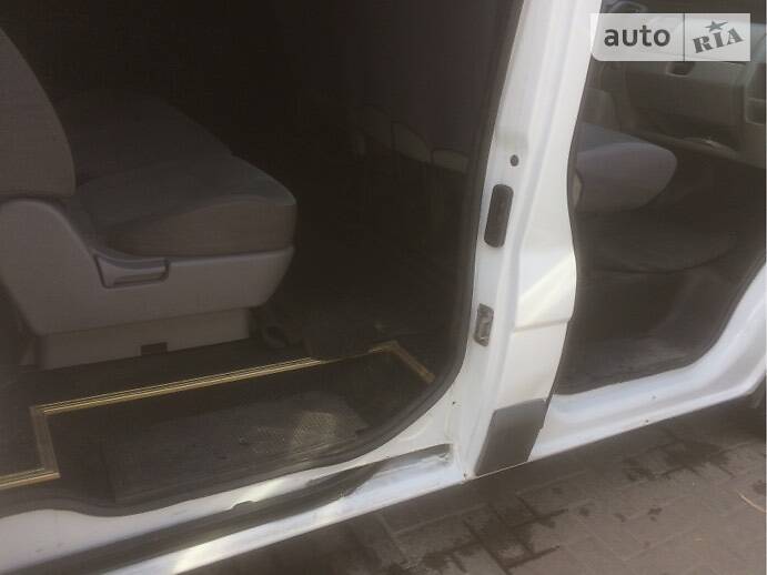 Мінівен Renault Trafic 2004 в Вижниці