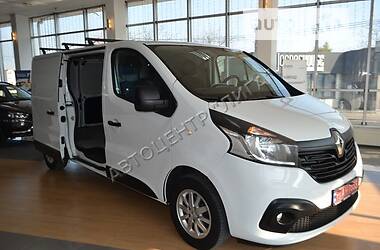 Грузопассажирский фургон Renault Trafic 2015 в Хмельницком