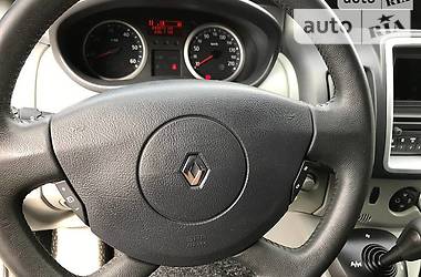 Вантажопасажирський фургон Renault Trafic 2014 в 