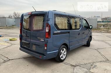 Минивэн Renault Trafic 2016 в Киеве