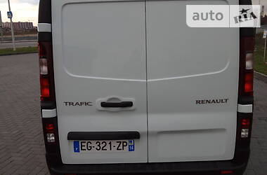 Грузопассажирский фургон Renault Trafic 2016 в Днепре