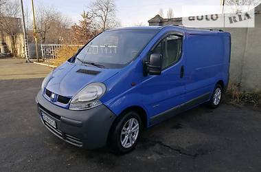 Грузопассажирский фургон Renault Trafic 2003 в Черновцах