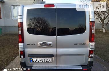 Вантажопасажирський фургон Renault Trafic 2016 в Кам'янець-Подільському