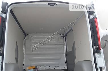 Грузопассажирский фургон Renault Trafic 2013 в Хмельницком