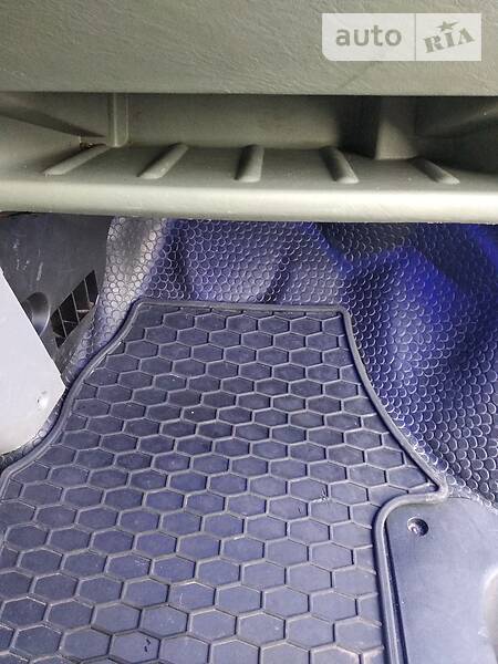 Мінівен Renault Trafic 2009 в Тернополі