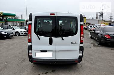 Мінівен Renault Trafic 2009 в 