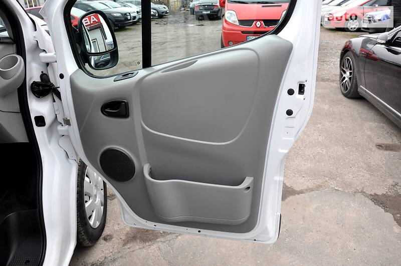 Мінівен Renault Trafic 2009 в Львові