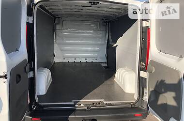 Вантажопасажирський фургон Renault Trafic 2013 в 