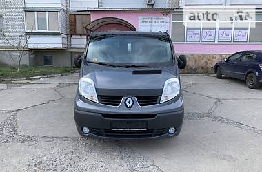 Мінівен Renault Trafic 2014 в 