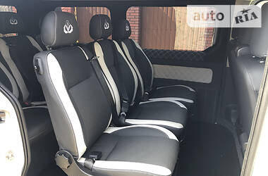 Вантажопасажирський фургон Renault Trafic 2017 в 