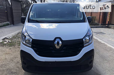 Вантажопасажирський фургон Renault Trafic 2017 в 