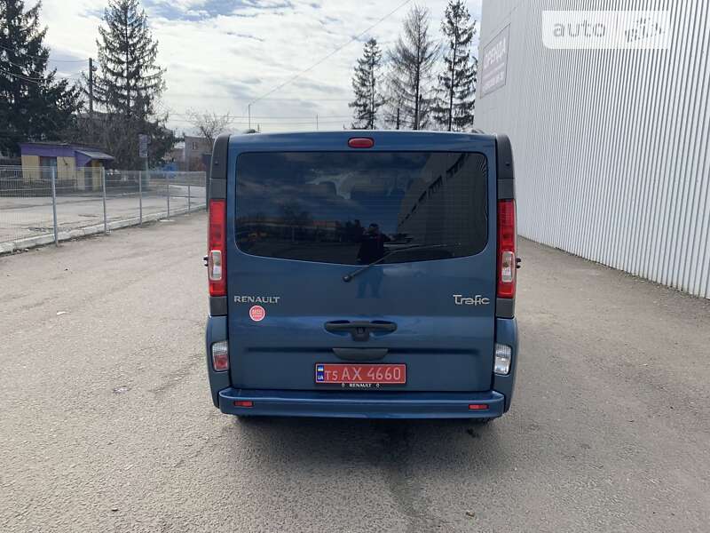 Мінівен Renault Trafic 2011 в Луцьку
