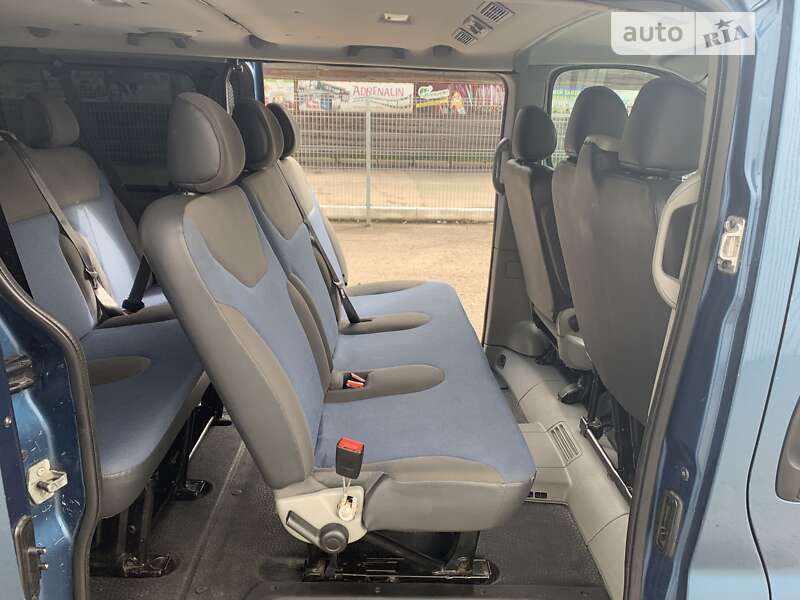 Мінівен Renault Trafic 2011 в Луцьку
