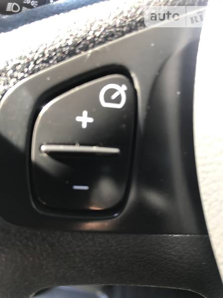 Мінівен Renault Trafic 2015 в Бродах