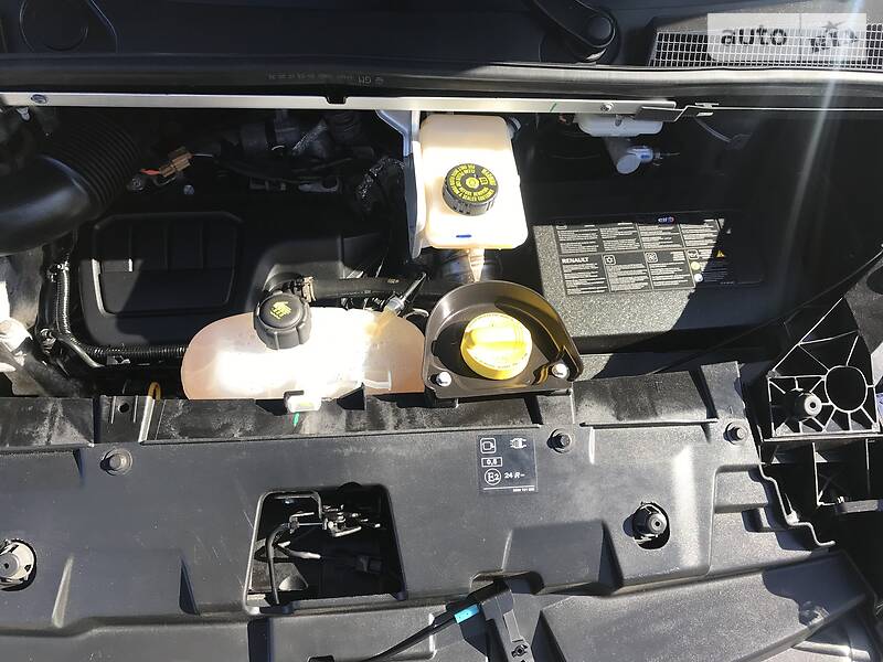 Мінівен Renault Trafic 2015 в Бродах