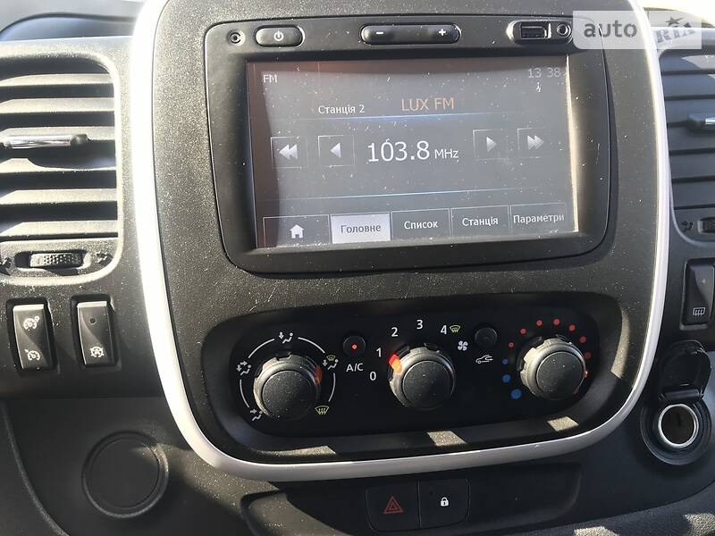 Мінівен Renault Trafic 2015 в Бродах