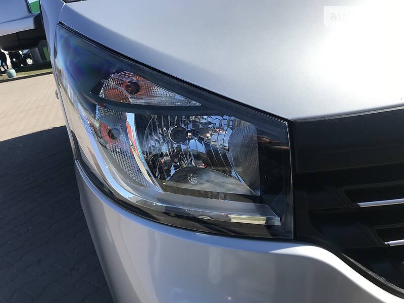 Мінівен Renault Trafic 2015 в Бродах