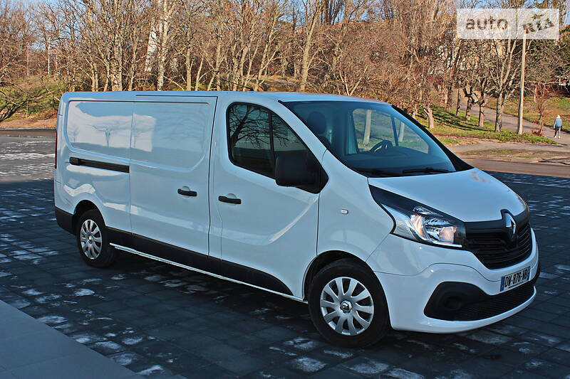 Вантажопасажирський фургон Renault Trafic 2016 в Кременчуці фото 2 Вантажопасажирський фургон Renault Trafic 2016 в Кременчуці