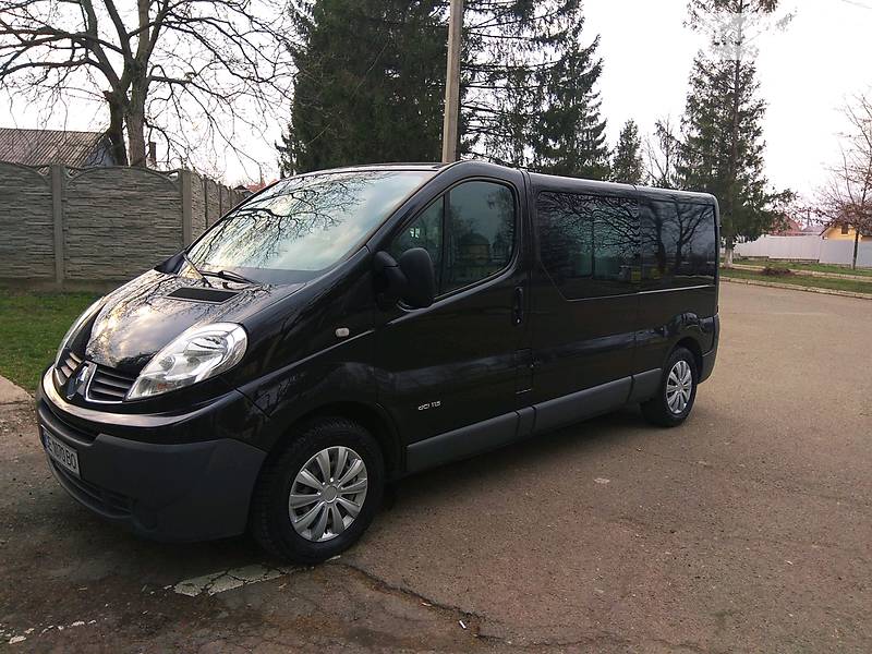 Мінівен Renault Trafic 2013 в 