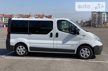 Мінівен Renault Trafic 2013 в 