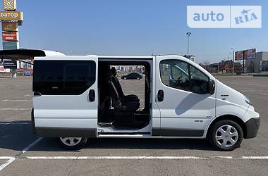 Мінівен Renault Trafic 2013 в 