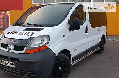 Вантажопасажирський фургон Renault Trafic 2005 в 