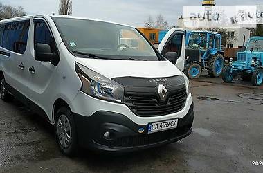 Мінівен Renault Trafic 2015 в 