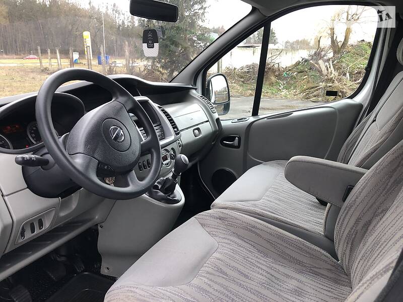 Мінівен Renault Trafic 2010 в Радивиліві