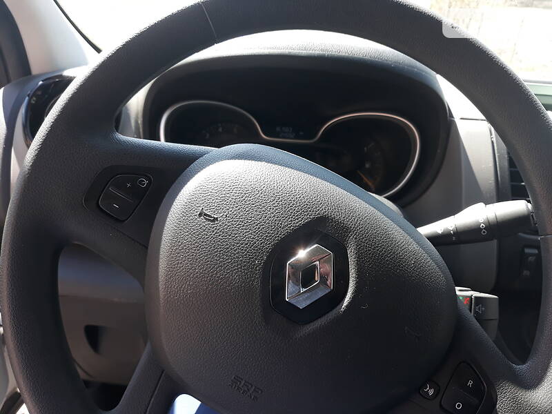 Мінівен Renault Trafic 2016 в Луцьку