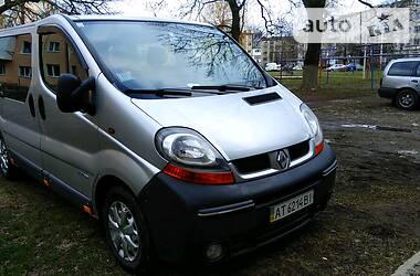 Минивэн Renault Trafic 2003 в 