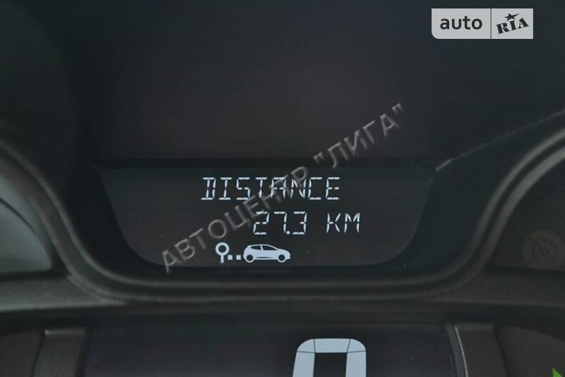 Вантажопасажирський фургон Renault Trafic 2016 в Хмельницькому