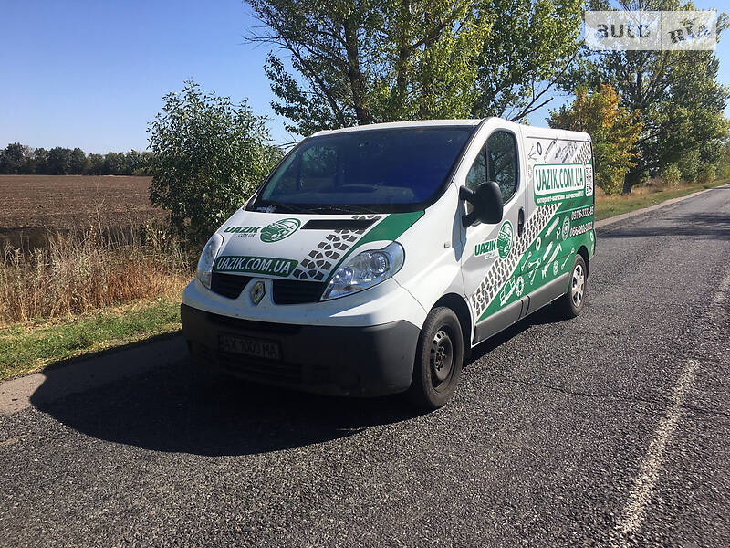Грузопассажирский фургон Renault Trafic 2012 в Балаклее фото Грузопассажирский фургон Renault Trafic 2012 в Балаклее