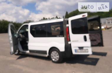 Грузопассажирский фургон Renault Trafic 2007 в Хмельницком