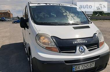 Грузопассажирский фургон Renault Trafic 2007 в Хмельницком