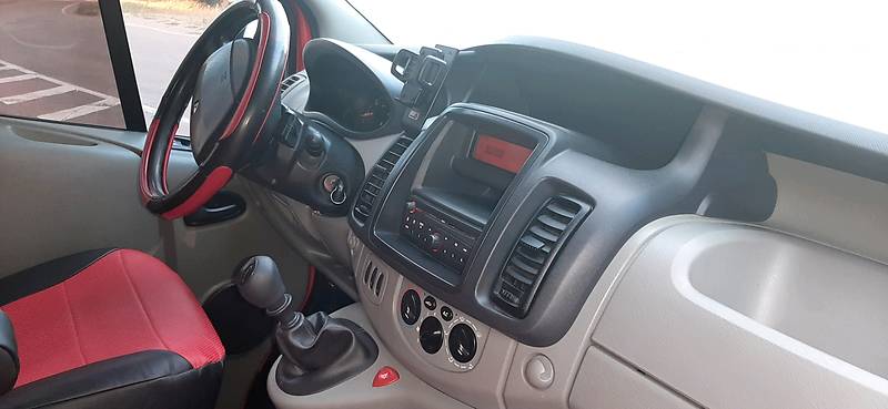 Вантажопасажирський фургон Renault Trafic 2012 в Херсоні фото 28 Вантажопасажирський фургон Renault Trafic 2012 в Херсоні