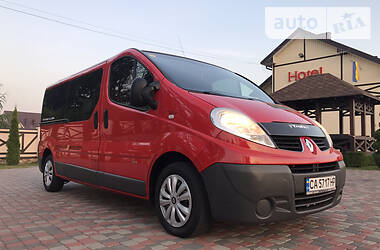 Грузопассажирский фургон Renault Trafic 2007 в Черновцах