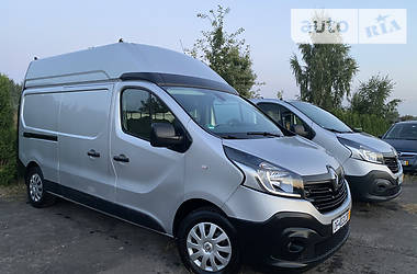 Грузопассажирский фургон Renault Trafic 2016 в Дубно