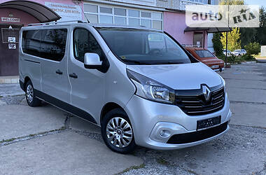 Минивэн Renault Trafic 2017 в Киеве