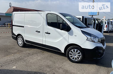 Грузопассажирский фургон Renault Trafic 2017 в Киеве