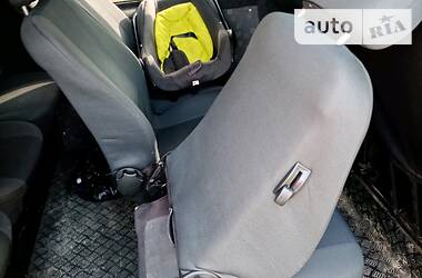 Мінівен Renault Trafic 2002 в 