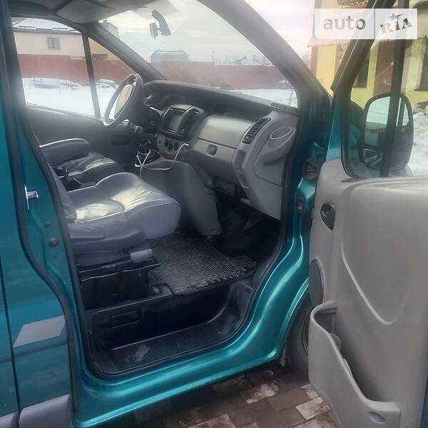 Минивэн Renault Trafic 2004 в Киеве фото 8 Минивэн Renault Trafic 2004 в Киеве