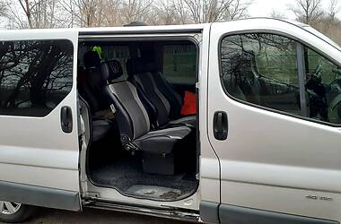 Минивэн Renault Trafic 2006 в Новой Каховке