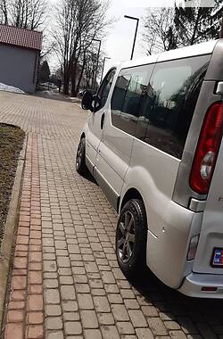 Минивэн Renault Trafic 2008 в Дубно